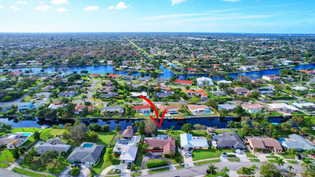 3 of 68 - 1753 W Terrace Dr, Lake Worth Beach, FL