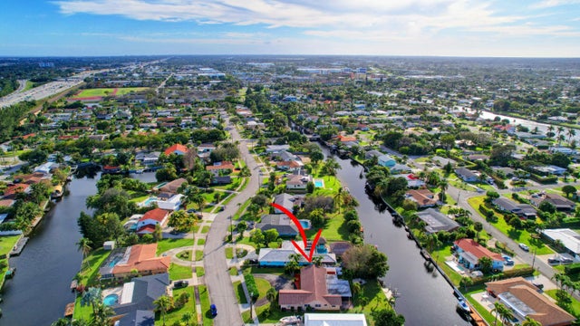 5 of 68 - 1753 W Terrace Dr, Lake Worth Beach, FL