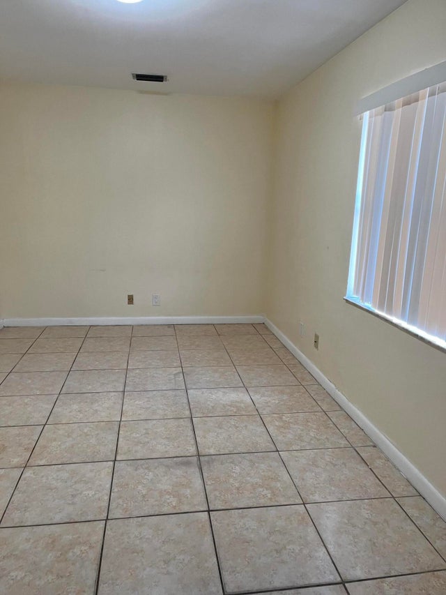 4 of 7 - 5 Crossings Circle #d, Boynton Beach, FL