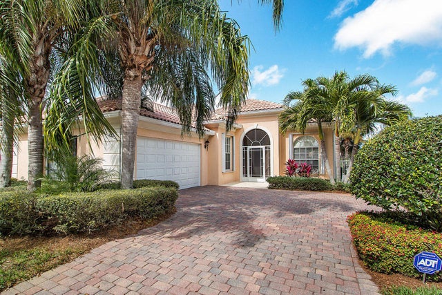 3 of 30 - 813 Niemen Dr, Palm Beach Gardens, FL
