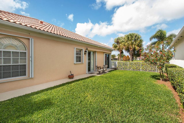 4 of 30 - 813 Niemen Dr, Palm Beach Gardens, FL