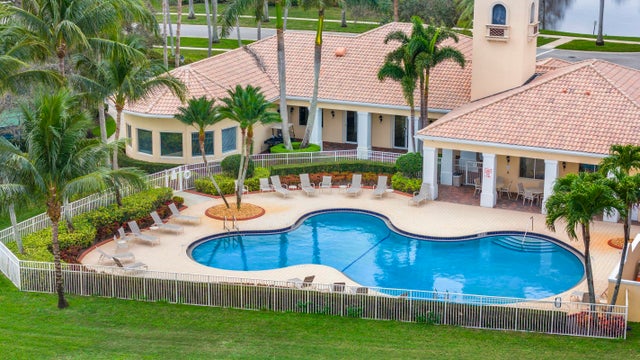 5 of 30 - 813 Niemen Dr, Palm Beach Gardens, FL