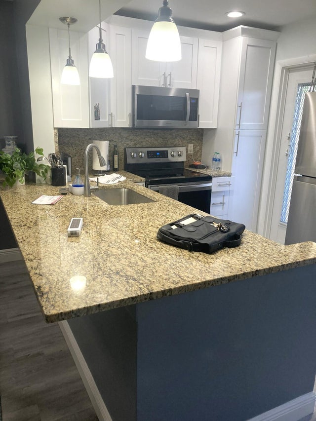 4 of 36 - 108 Ne 20th Av #205, Boynton Beach, FL