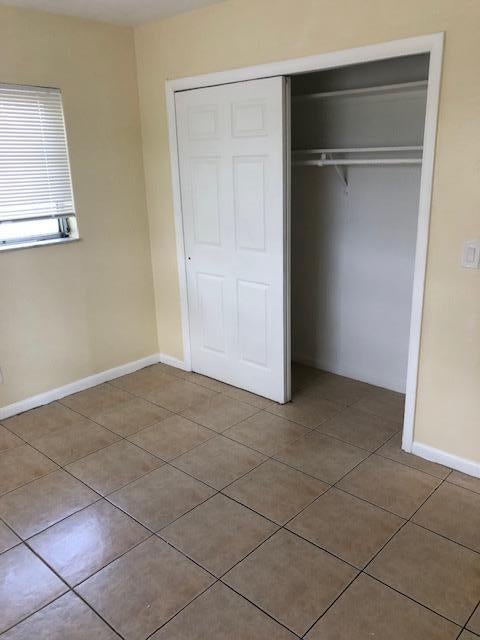 5 of 8 - 1310 S Federal Hwy #1, Lake Worth Beach, FL