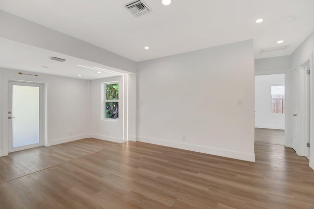3 of 29 - 420 Sw 13 St, Fort Lauderdale, FL
