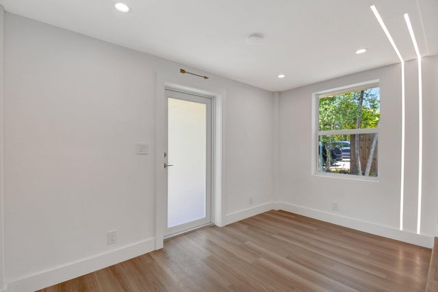 4 of 29 - 420 Sw 13 St, Fort Lauderdale, FL