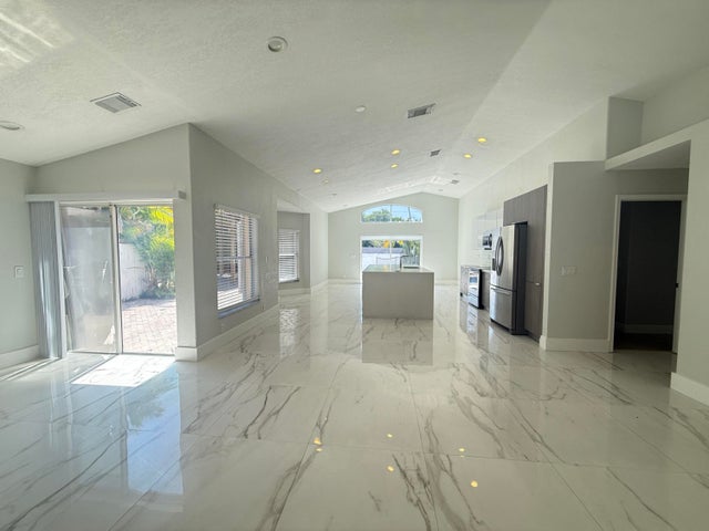 2 of 14 - 4891 Sw 34th Ter, Hollywood, FL