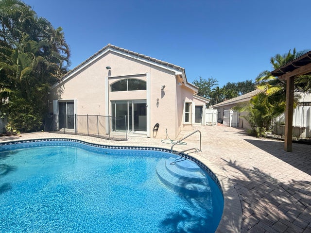 5 of 14 - 4891 Sw 34th Ter, Hollywood, FL