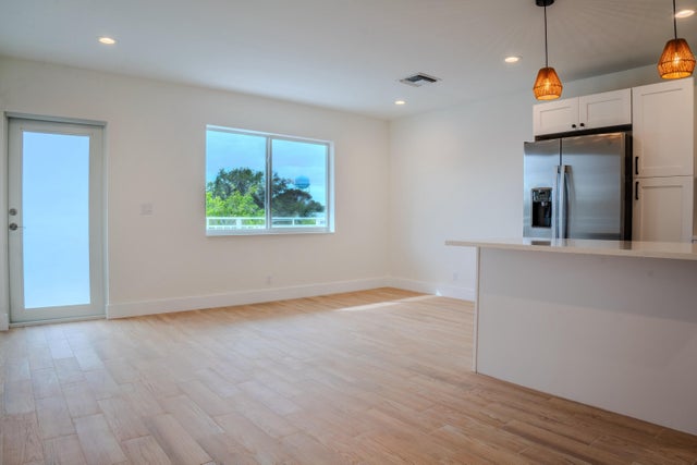 4 of 11 - 238 Se 1st Av #4, Delray Beach, FL
