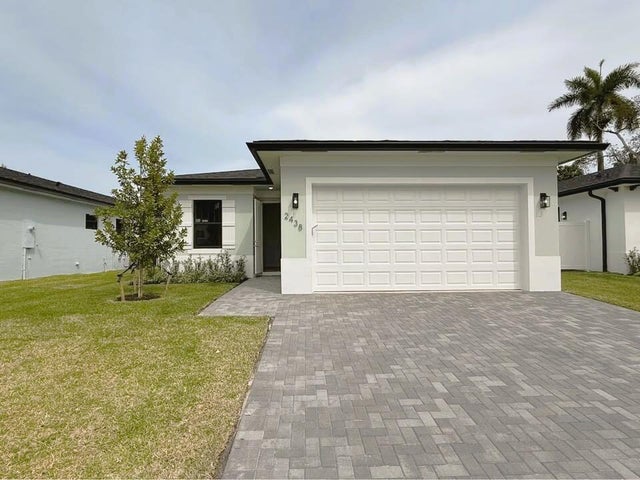 1 of 13 - 2438 Cecelia St, West Palm Beach, FL