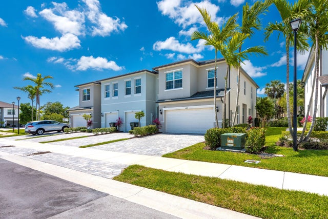 4 of 61 - 6082 Carre Wy, Greenacres, FL