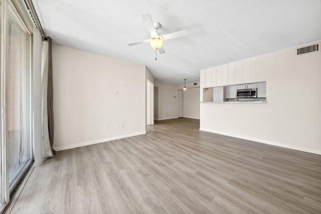 3 of 29 - 117 Yacht Club Way #205, Hypoluxo, FL