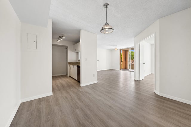 5 of 29 - 117 Yacht Club Way #205, Hypoluxo, FL
