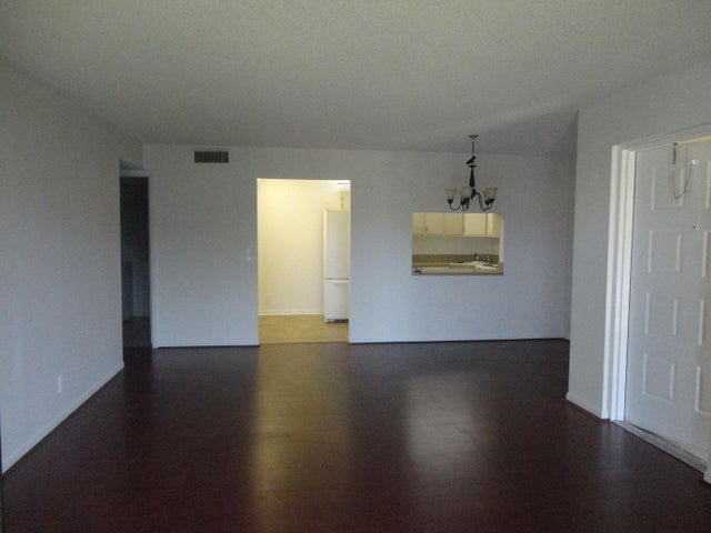 3 of 8 - 714 Sunny Pine Wy #c2, Greenacres, FL