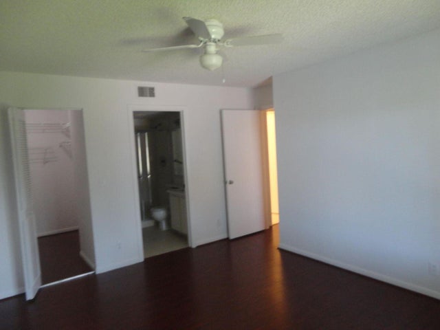 5 of 8 - 714 Sunny Pine Wy #c2, Greenacres, FL