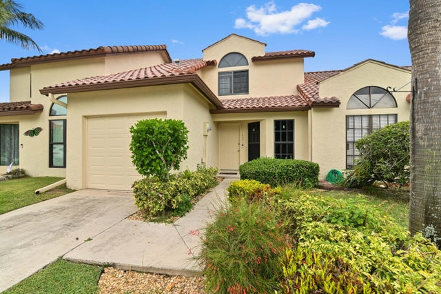 2 of 26 - 10297 Hidden Springs Ct #4b, Boca Raton, FL