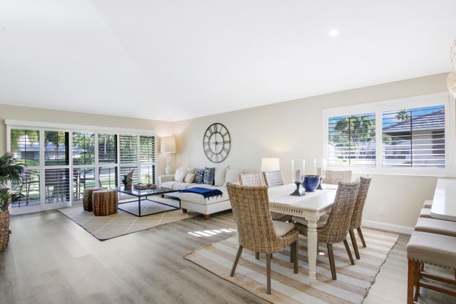 2 of 25 - 704 Club Dr, Palm Beach Gardens, FL