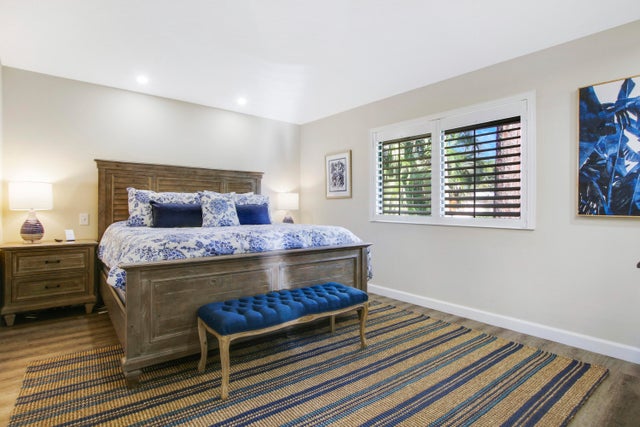 3 of 25 - 704 Club Dr, Palm Beach Gardens, FL
