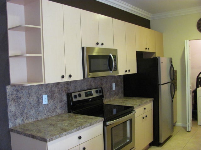 2 of 20 - 3569 Forest Hill Blvd #102, Palm Springs, FL