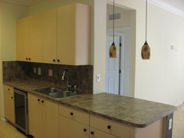 3 of 20 - 3569 Forest Hill Blvd #102, Palm Springs, FL