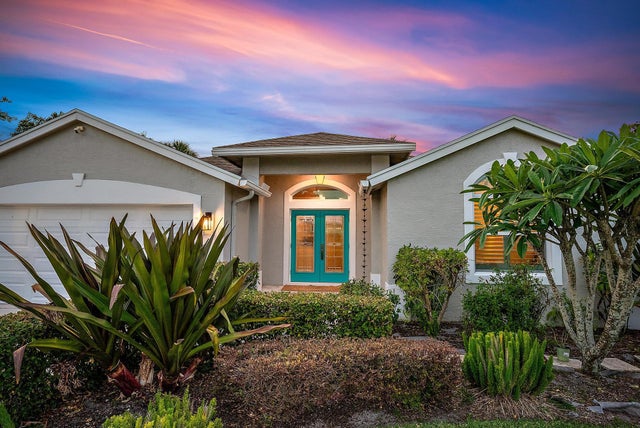 2 of 47 - 15129 Harriet Av, Jupiter, FL