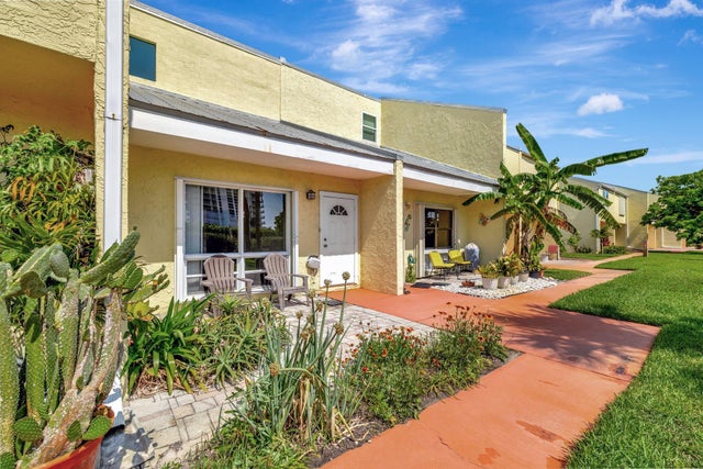 3 of 39 - 2707 N Highway A1a #g, Hutchinson Island, FL