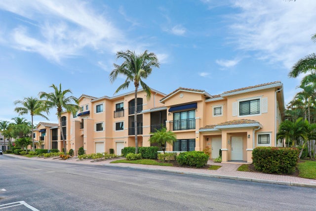 1 of 33 - 2809 Amalei Dr #202, Palm Beach Gardens, FL