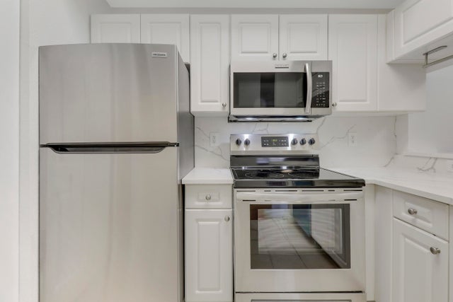 3 of 33 - 2809 Amalei Dr #202, Palm Beach Gardens, FL