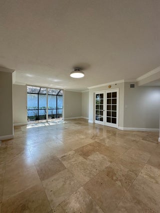 Photo of Listing #RX-11090205
