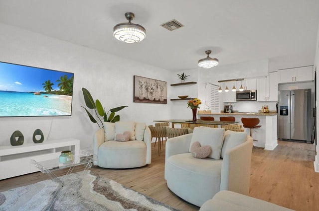 2 of 22 - 22388 Pineapple Walk Dr, Boca Raton, FL