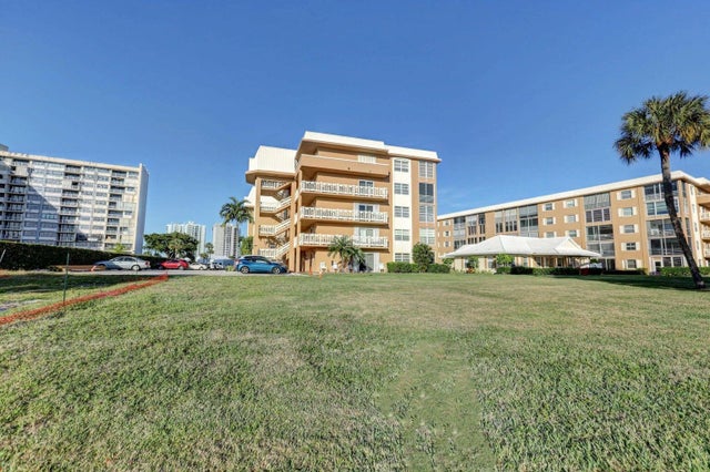 2 of 36 - 308 Golfview Road #ph4, North Palm Beach, FL