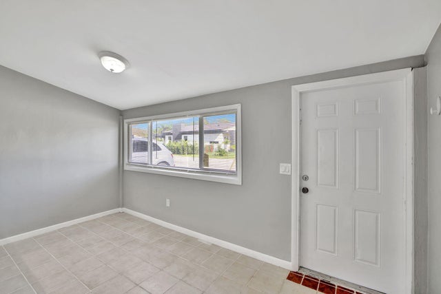 3 of 24 - 300 Nw 16th St #300, Fort Lauderdale, FL
