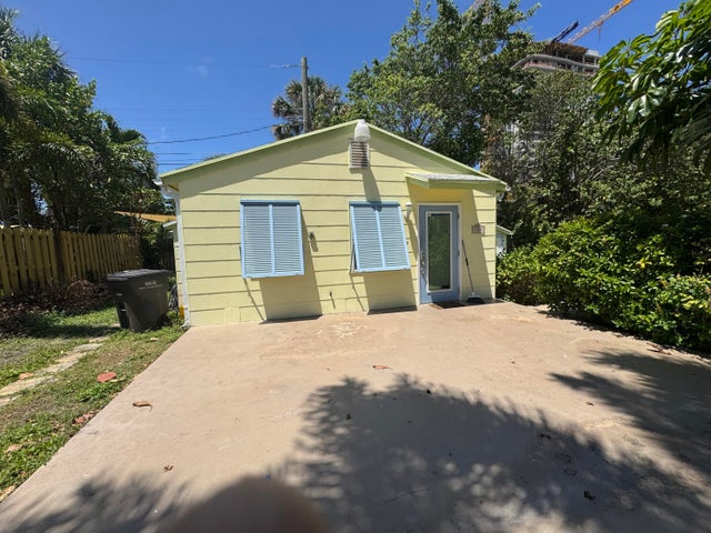 1 of 9 - 409 45th St, West Palm Beach, FL