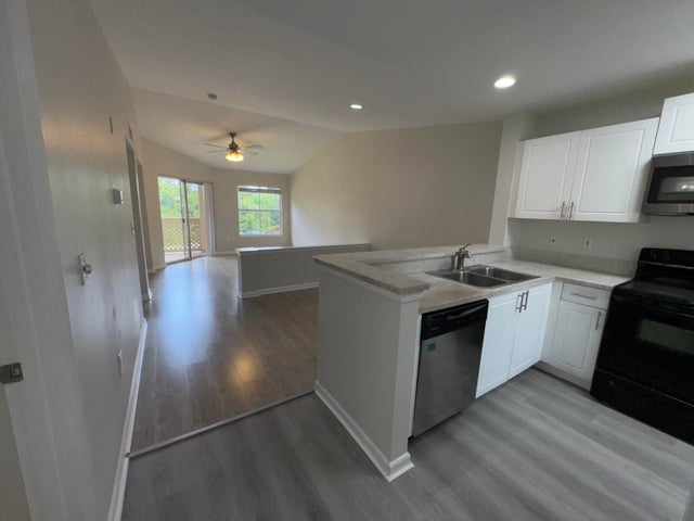 4 of 41 - 4823 Via Palm Lk #1314, West Palm Beach, FL