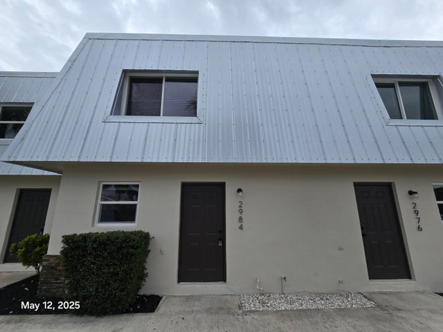 1 of 12 - 2984 Se Bonita St, Stuart, FL