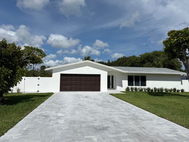 1 of 20 - 1101 Nw 5th Av, Boca Raton, FL