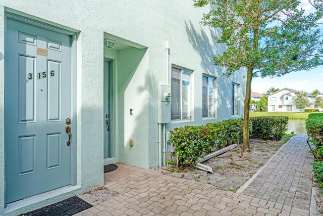 3 of 34 - 3156 Laurel Ridge Circle, Riviera Beach, FL