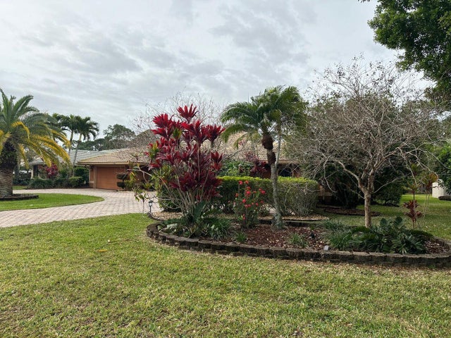 2 of 35 - 1180 Sw Mirror Lake Cove, Port Saint Lucie, FL