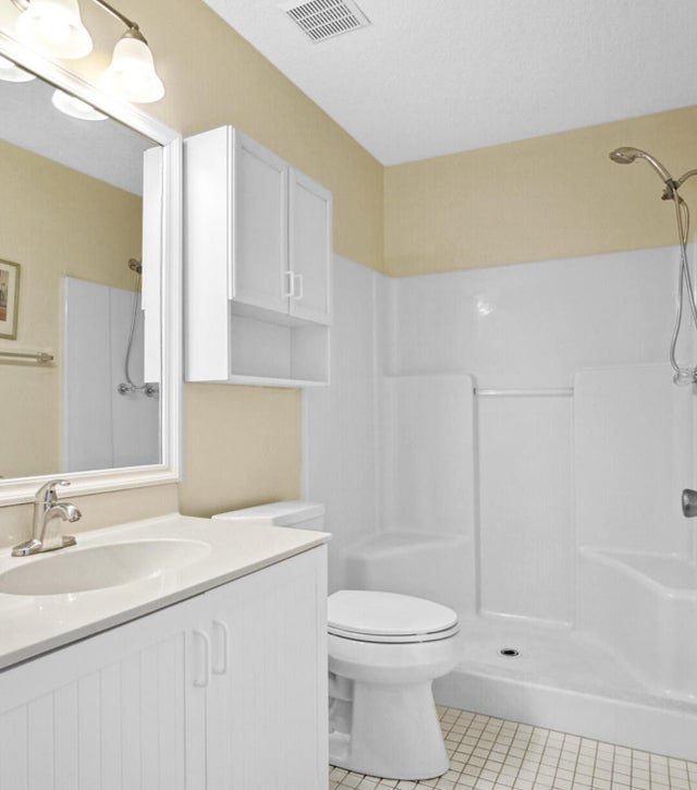 5 of 17 - 5680 Travelers Wy, Fort Pierce, FL