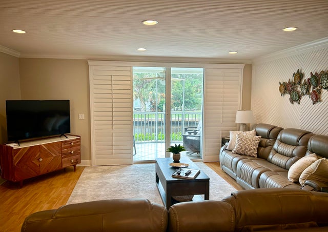 3 of 10 - 3901 Se Saint Lucie Blvd #b-13, Stuart, FL