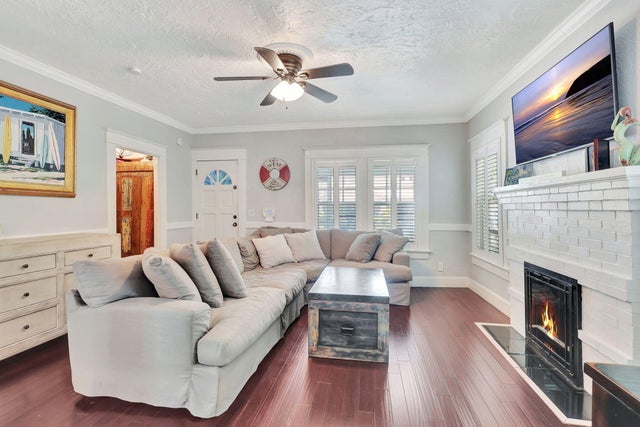 4 of 40 - 296 Vallette Wy, West Palm Beach, FL
