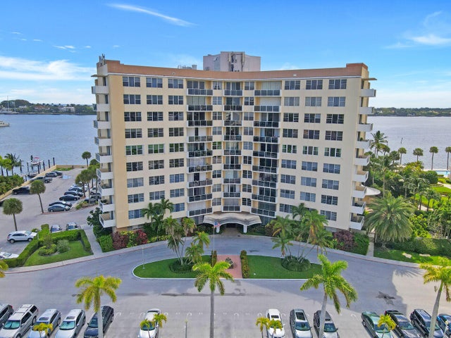 1 of 28 - 2800 N Flagler Dr #614, West Palm Beach, FL