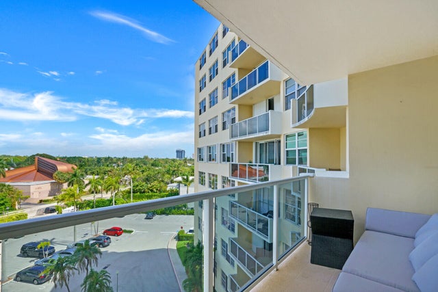 3 of 28 - 2800 N Flagler Dr #614, West Palm Beach, FL