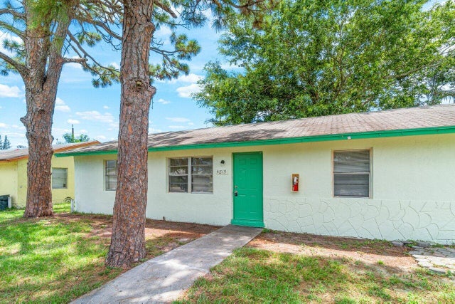 3 of 20 - 4815 Gulfstream Road, Lake Worth, FL