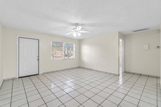 4 of 20 - 4815 Gulfstream Road, Lake Worth, FL