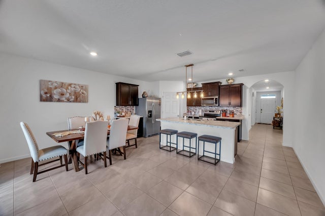 4 of 14 - 5306 Entertainment Wy, Fort Pierce, FL