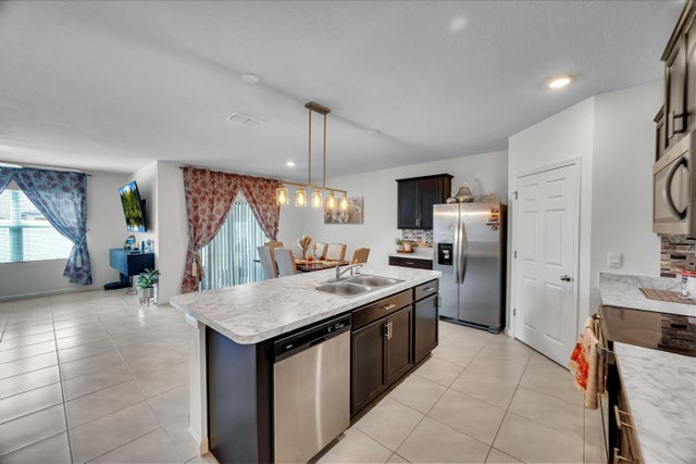 5 of 14 - 5306 Entertainment Wy, Fort Pierce, FL