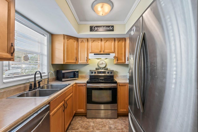 5 of 35 - 2950 Se Ocean Blvd #38-2, Stuart, FL