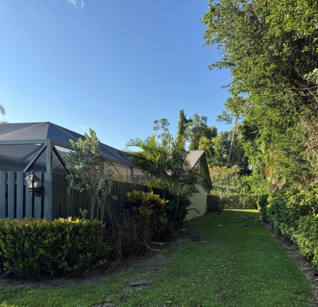 3 of 25 - 1020 Summit Trail Circle #c, West Palm Beach, FL