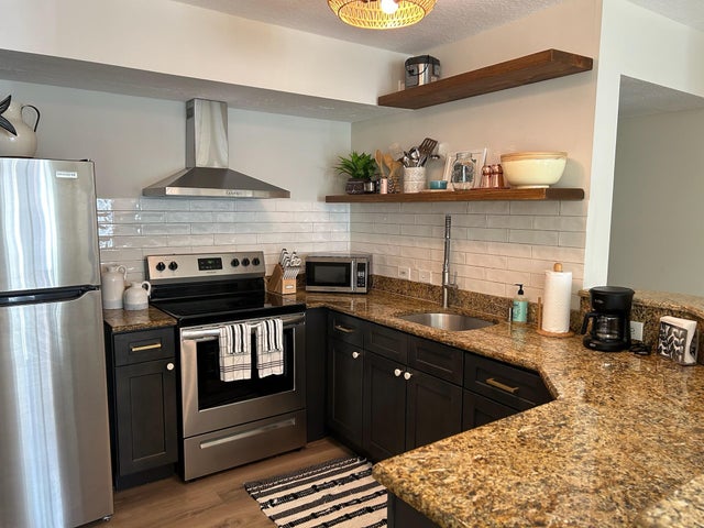 4 of 52 - 101 Villa Circle, Boynton Beach, FL